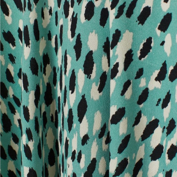 Modern classic, print H&M dress(L) - Picture 2 of 2